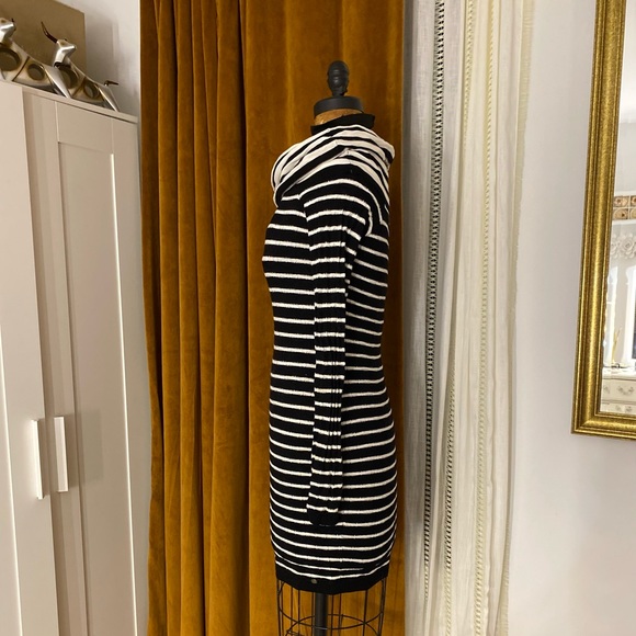 GUESS Sweater Dress - Picture 2 of 4